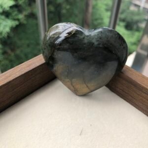 labradorite heart